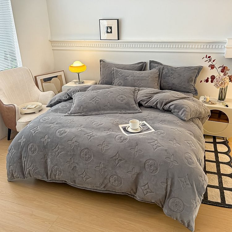 Snūva VelvetDream™ 4-Piece Bedding Set (Duvet Cover + Fitted Sheet + 2 Pillowcases)