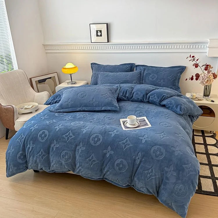 Snūva VelvetDream™ 4-Piece Bedding Set (Duvet Cover + Fitted Sheet + 2 Pillowcases)