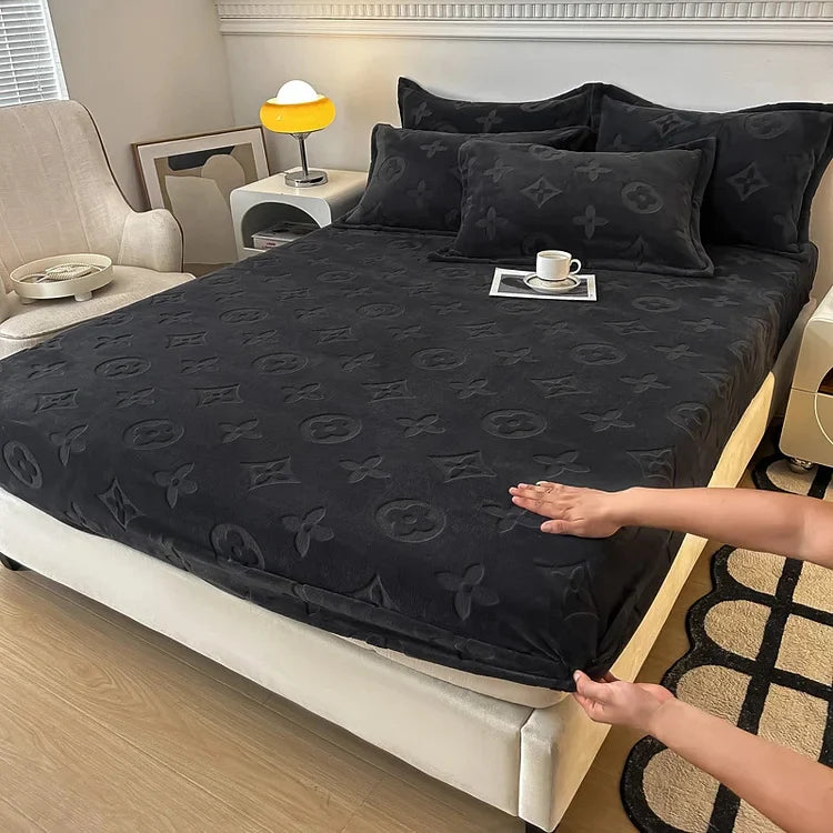 Snūva VelvetDream™ 4-Piece Bedding Set (Duvet Cover + Fitted Sheet + 2 Pillowcases)