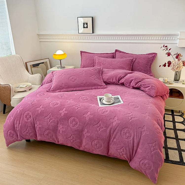 Snūva VelvetDream™ 4-Piece Bedding Set (Duvet Cover + Fitted Sheet + 2 Pillowcases)