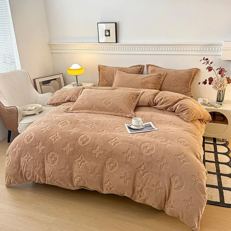 Snūva VelvetDream™ 4-Piece Bedding Set (Duvet Cover + Fitted Sheet + 2 Pillowcases)
